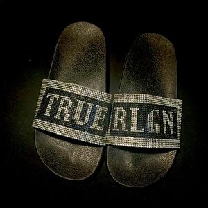 True Religion Slides